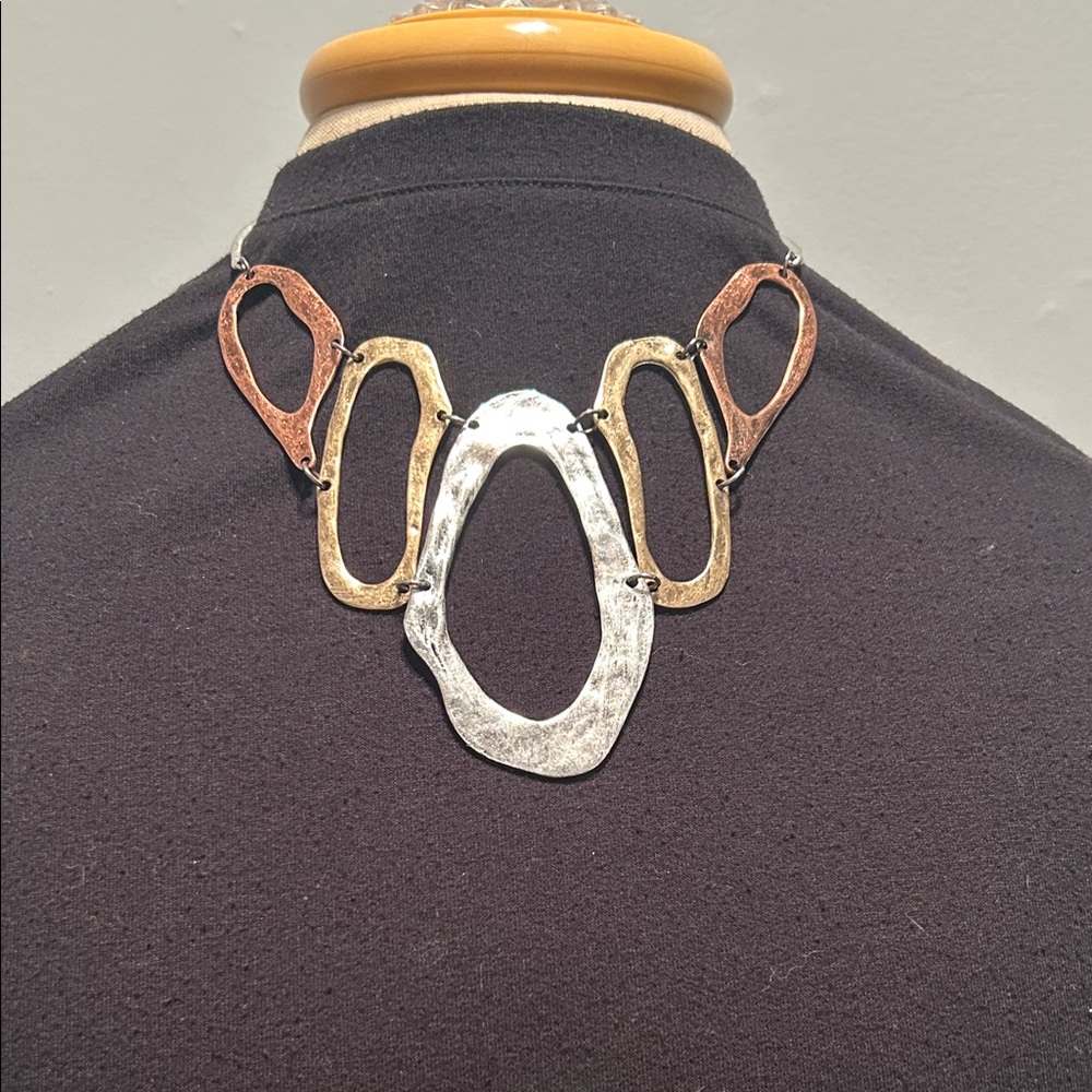 Elegant Mixed Metal Statement Necklace